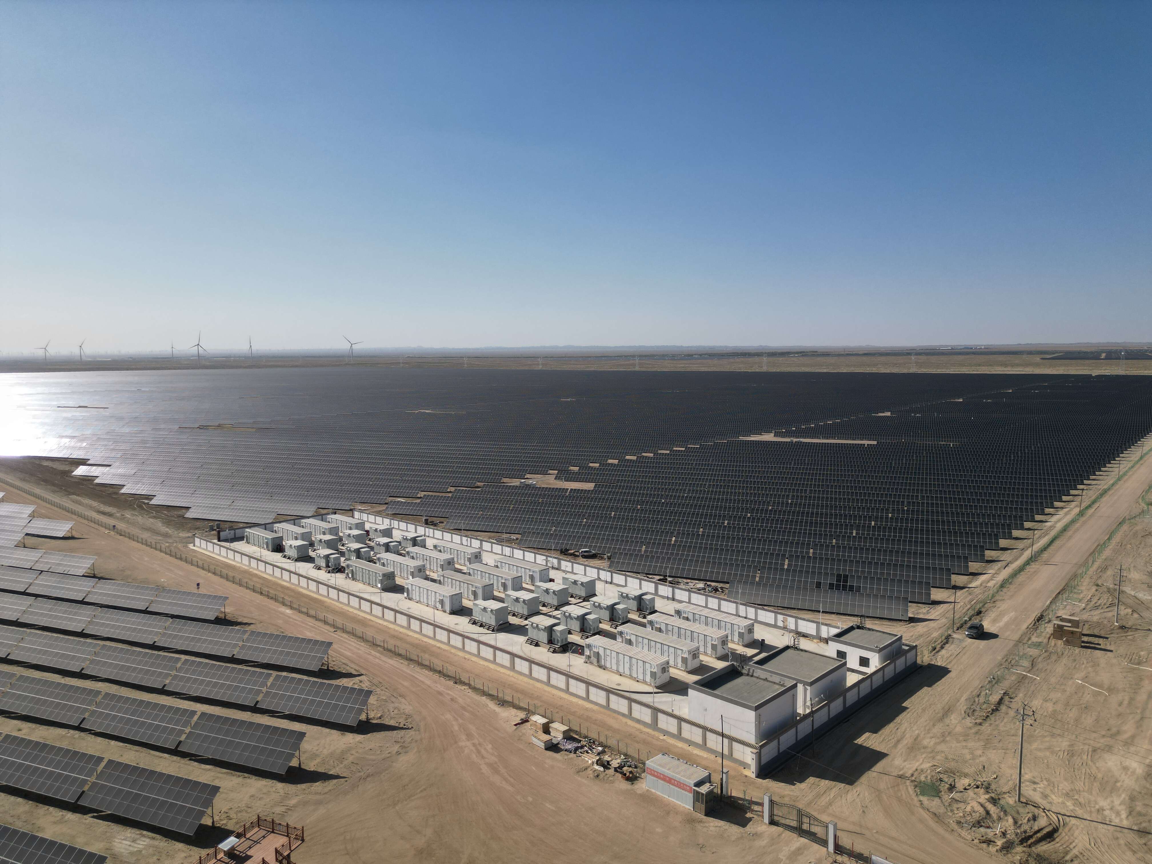 Smart Microgrid for an Industrial Campus